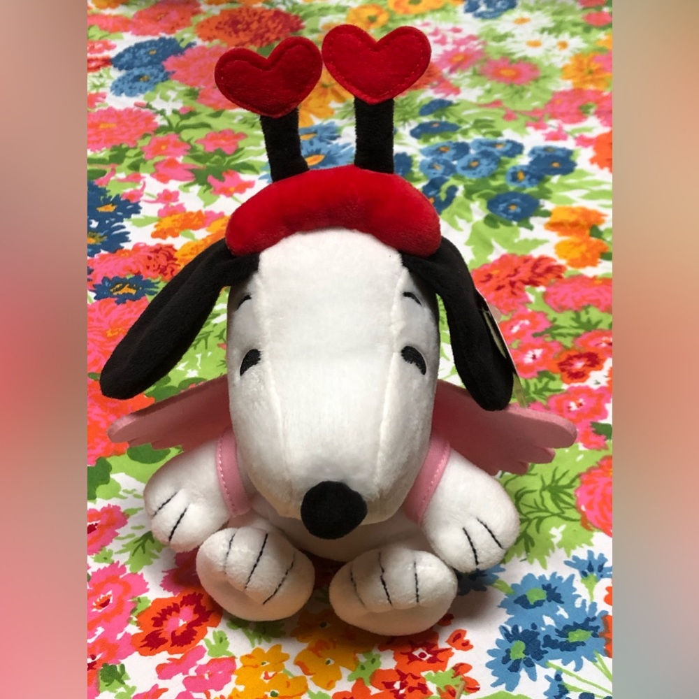 Hallmark Snoopy Peanuts Cupid Hearts Wings Stuffed Plush 9" Mother Mom Gift NEW